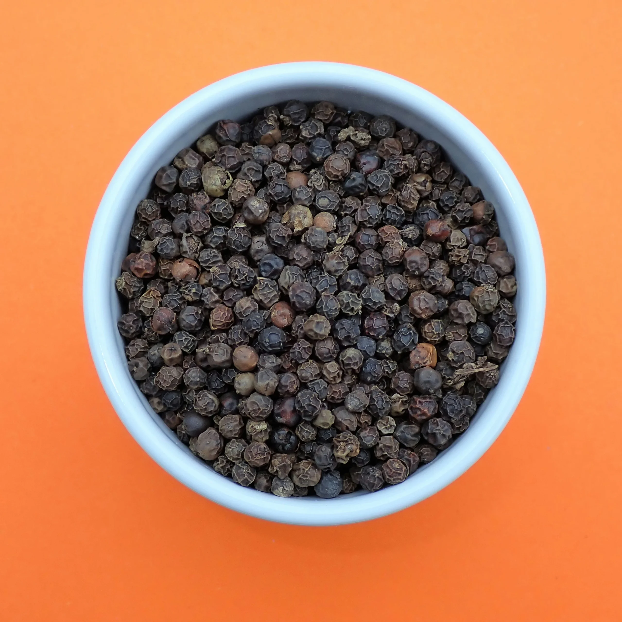 Black-Pepper-_whole_